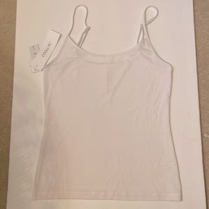 Aritzia Cooluxe Woman’s Cami (Size Small) Style Jose color: White